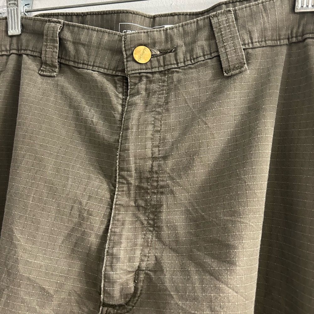 Like new carhartt relaxed fit cargo shorts green - Picture 5 of 5